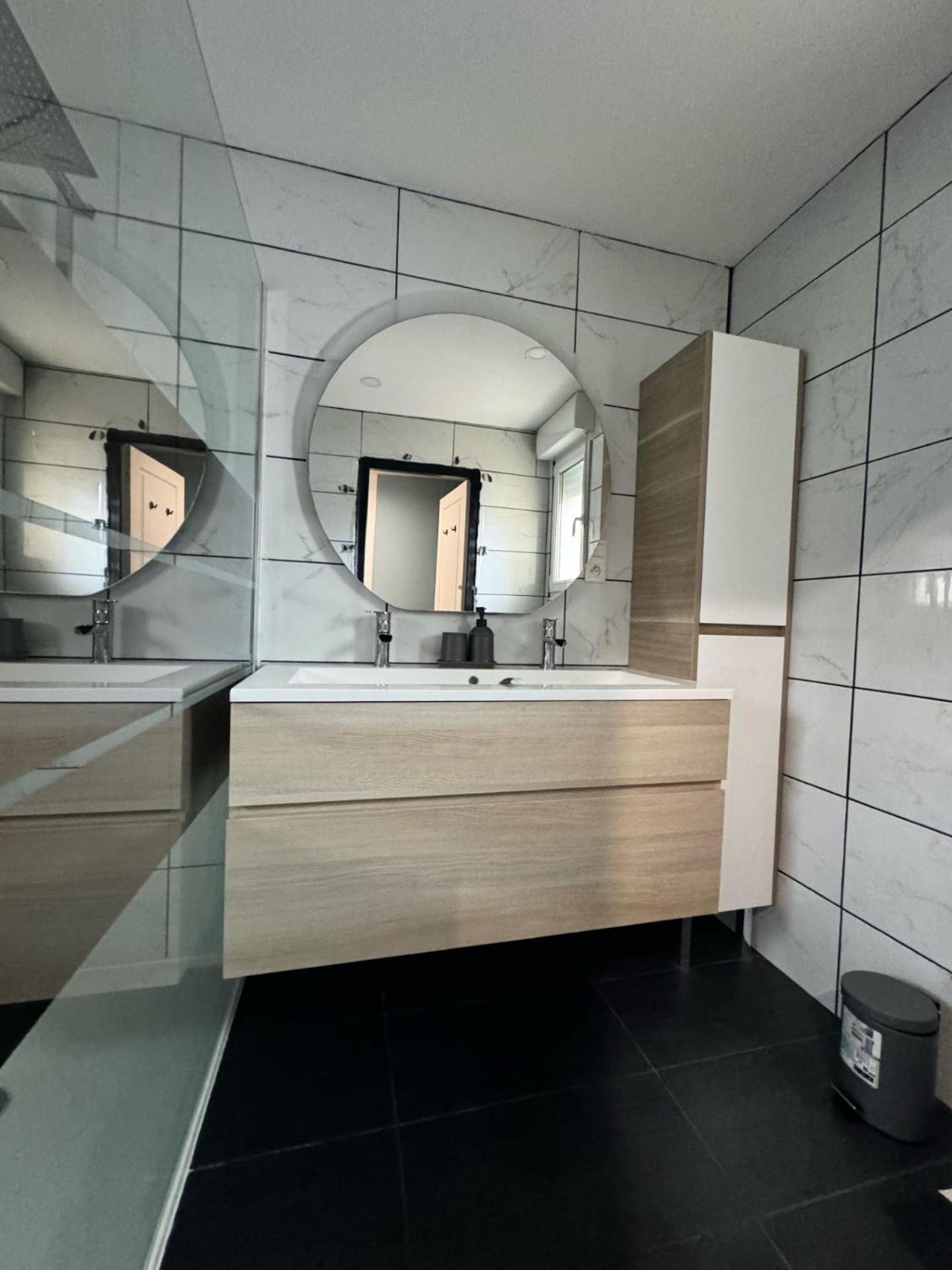 Maison Aux Pieds Du Circuit De Mirecourt 博德里库尔 外观 照片
